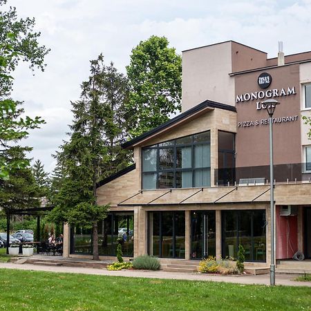 Monogramlux Hotel Indija Exterior photo